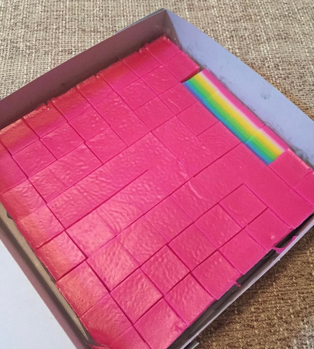 (PREORDER) LAPIS PELANGI 64 PCS